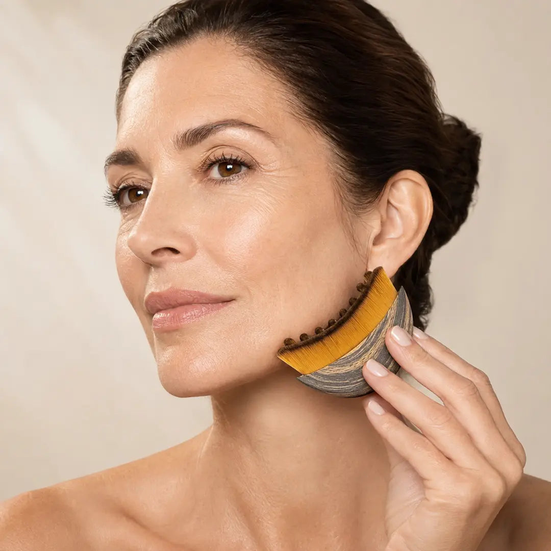 Conturéa Lymphatic Contour Face Brush For Sculpting